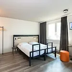 Ao Venezia 2 Hostel *
