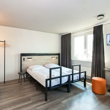 Ao Venezia 2 Hostal *
