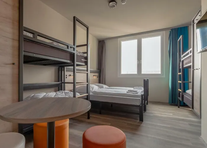 Ao Venezia 2 Hostel Μέστρε